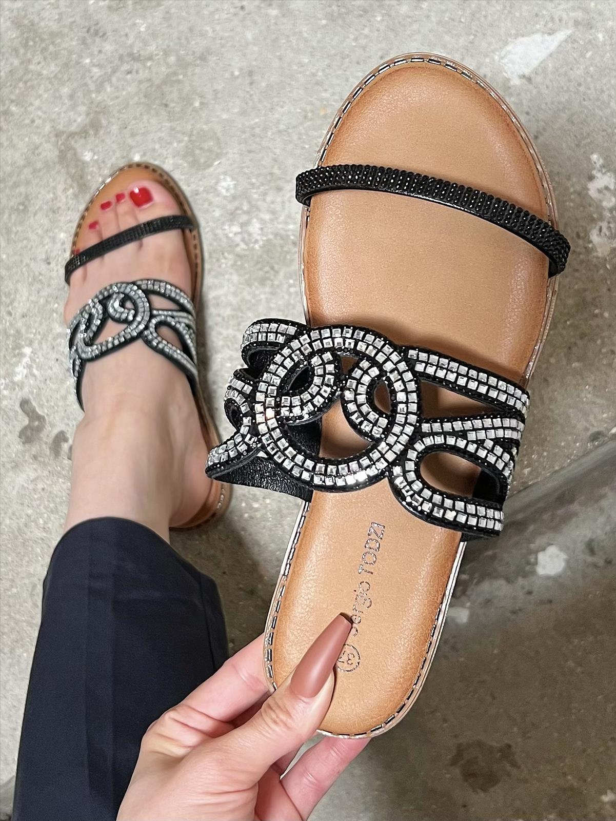 Lujah Shoes (Schuhgrosshandel)