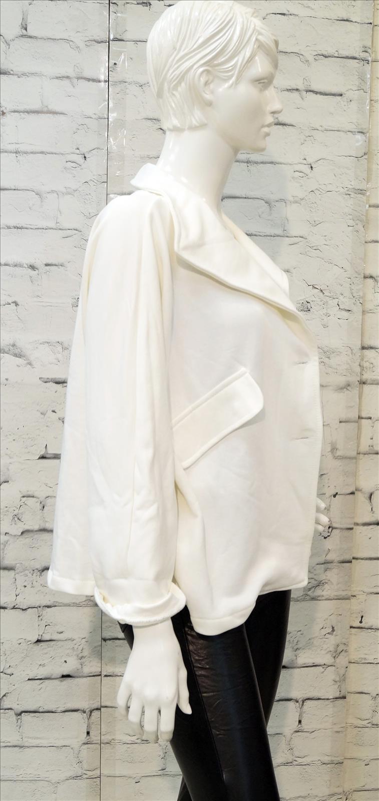 Bhatti Mode GmbH - Young fashion, DOB - Blusen, Hosen Jacken, Jeans, Kleider, Pullover etc.