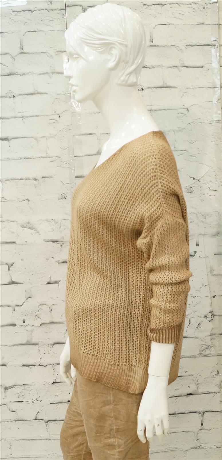 Bhatti Mode GmbH - Young fashion, DOB - Blusen, Hosen Jacken, Jeans, Kleider, Pullover etc.