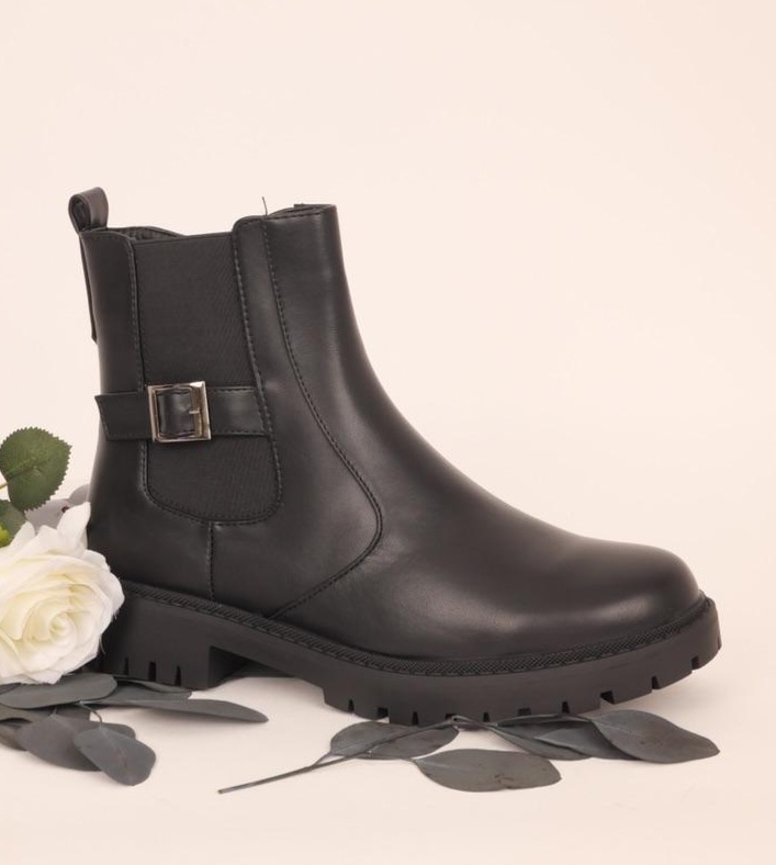 Lujah Shoes (Schuhgrosshandel)