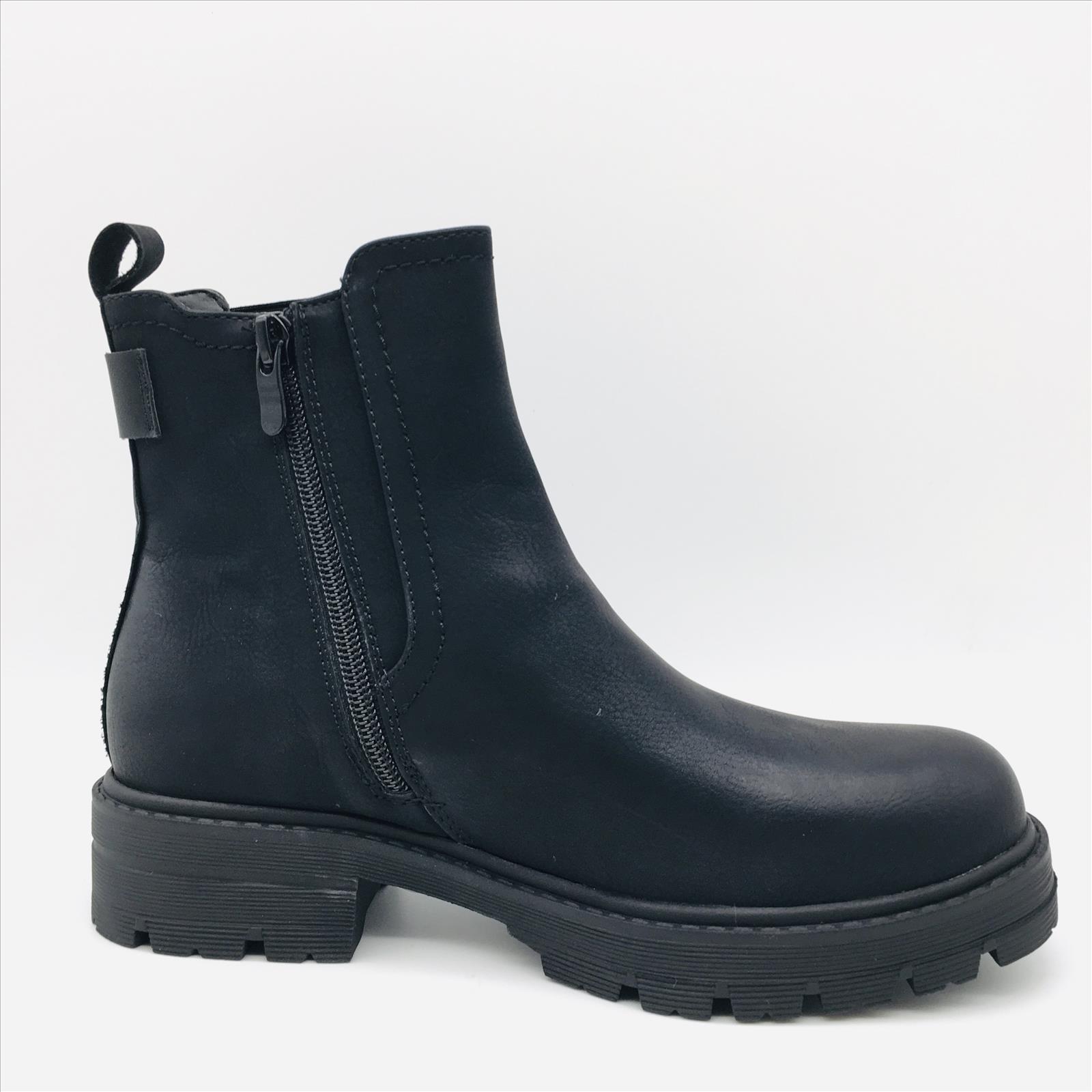 Kayla GmbH - Schuhgrosshandel