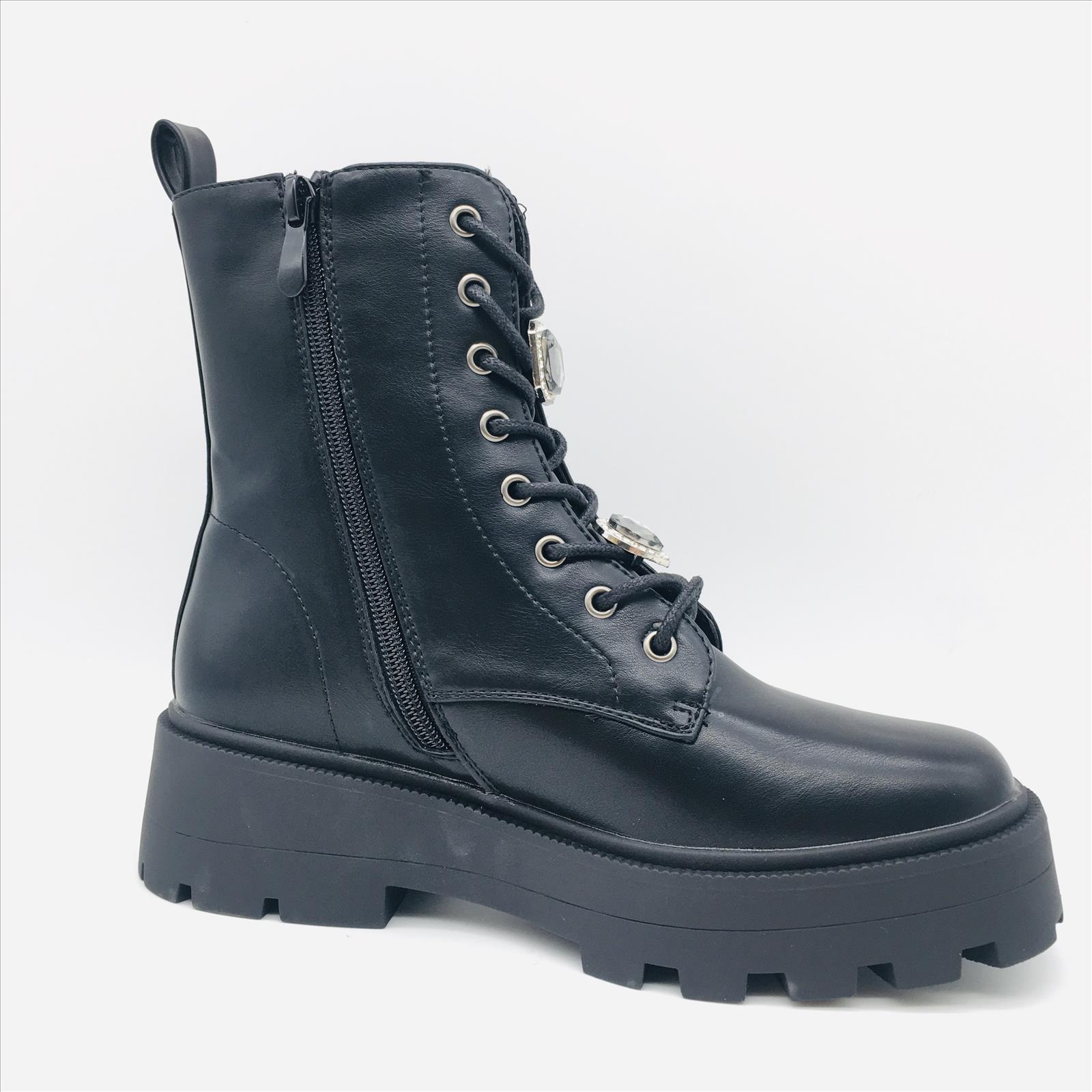 Kayla GmbH - Schuhgrosshandel