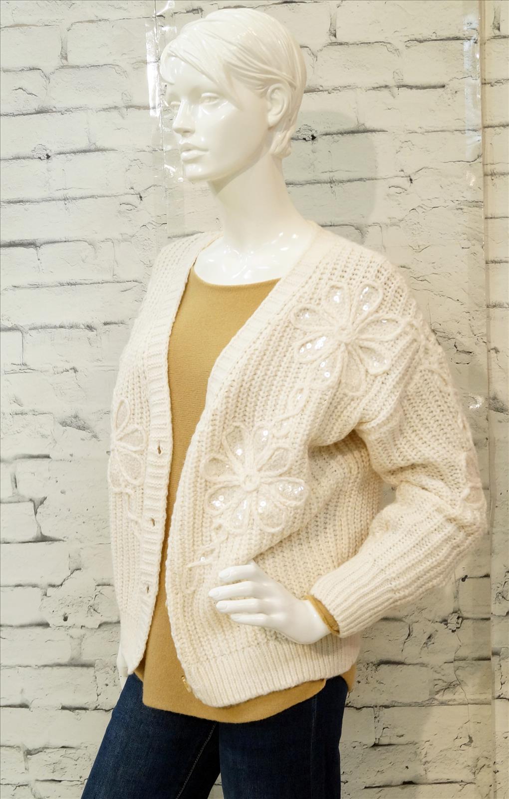 Bhatti Mode GmbH - Young fashion, DOB - Blusen, Hosen Jacken, Jeans, Kleider, Pullover etc.