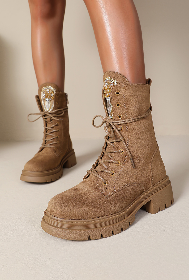 Lujah Shoes (Schuhgrosshandel)