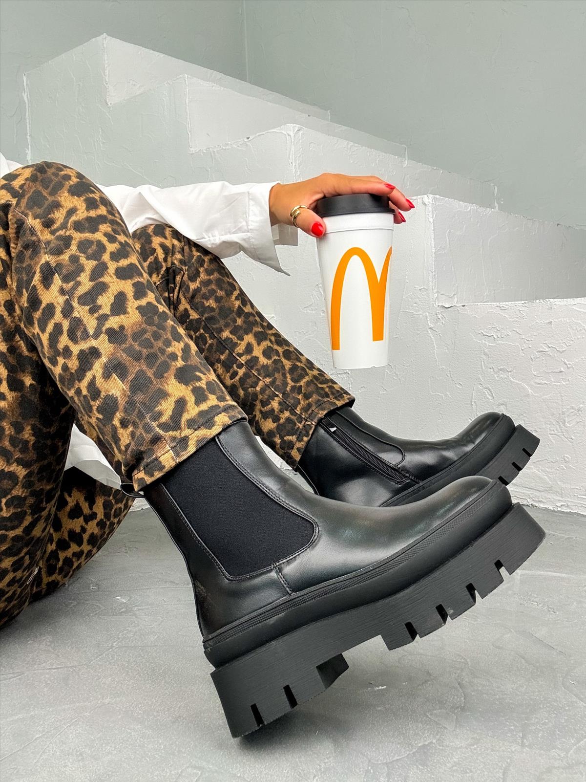 efashion s.r.o. - DOB;Accesoires;Schuhe;Young Fashion - Medvedov