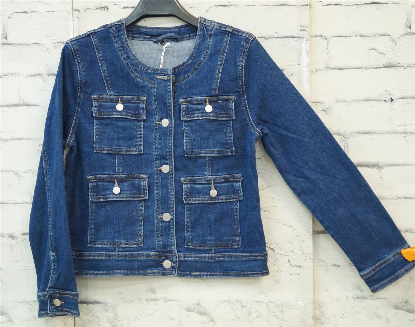 Bhatti Mode GmbH - Young fashion, DOB - Blusen, Hosen Jacken, Jeans, Kleider, Pullover etc.
