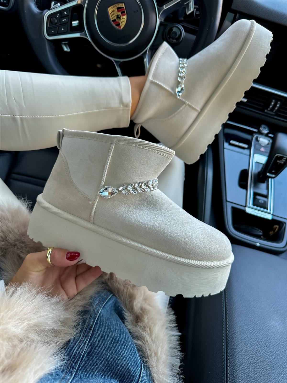 efashion s.r.o. - DOB;Accesoires;Schuhe;Young Fashion - Medvedov