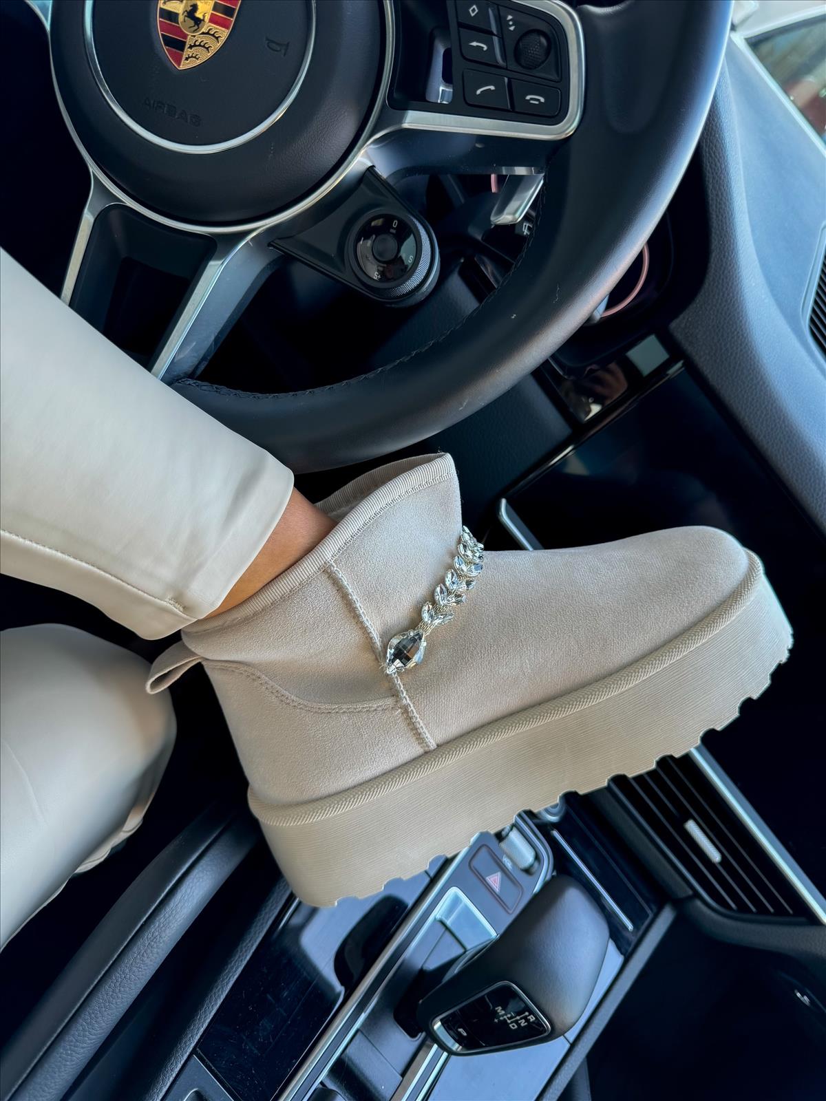 efashion s.r.o. - DOB;Accesoires;Schuhe;Young Fashion - Medvedov