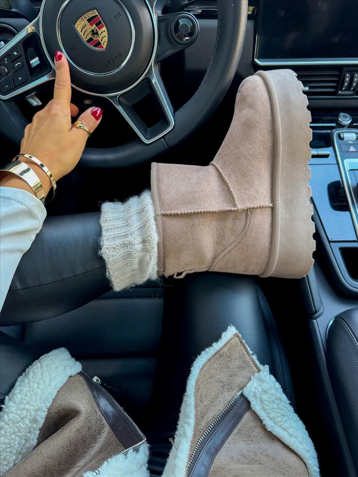 efashion s.r.o. - DOB;Accesoires;Schuhe;Young Fashion - Medvedov