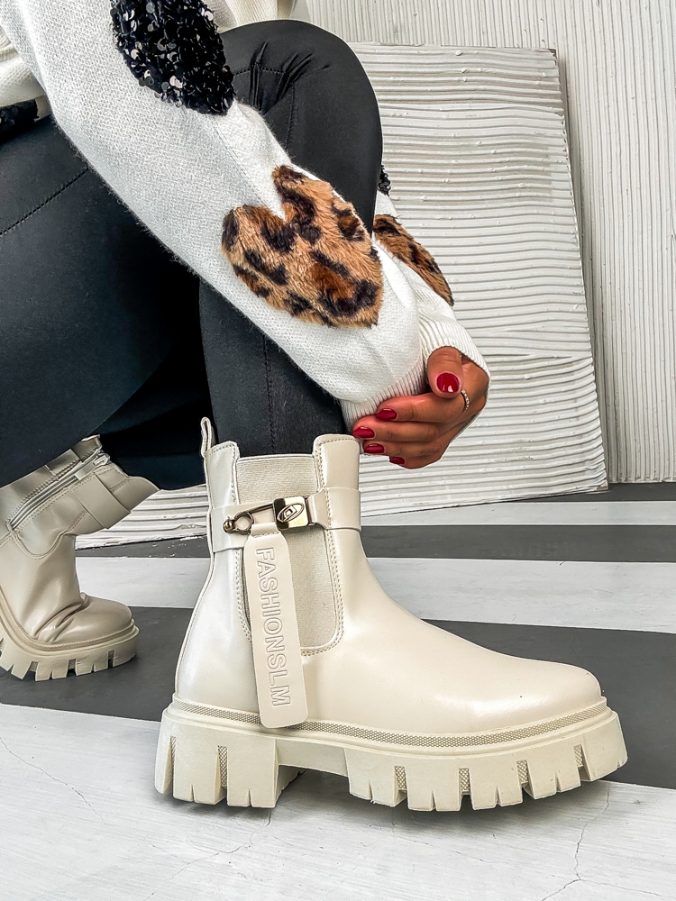 efashion s.r.o. - DOB;Accesoires;Schuhe;Young Fashion - Medvedov
