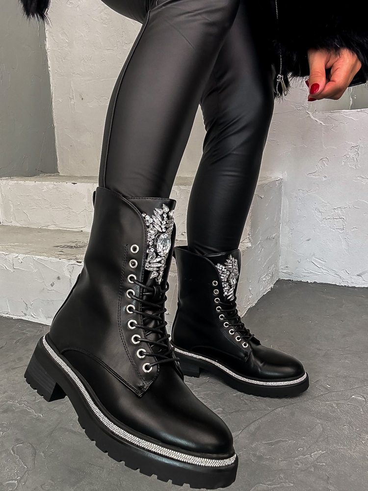 efashion s.r.o. - DOB;Accesoires;Schuhe;Young Fashion - Medvedov