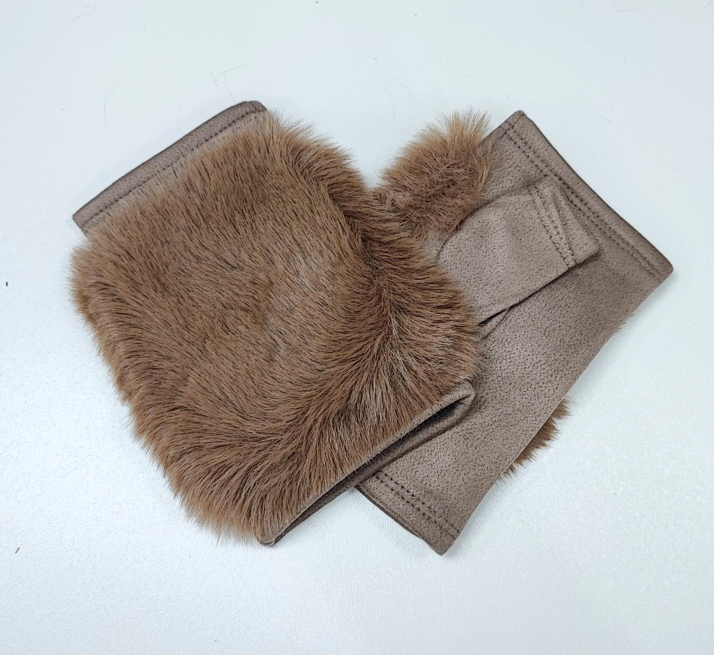 YOU ACCESSOIRES GMBH