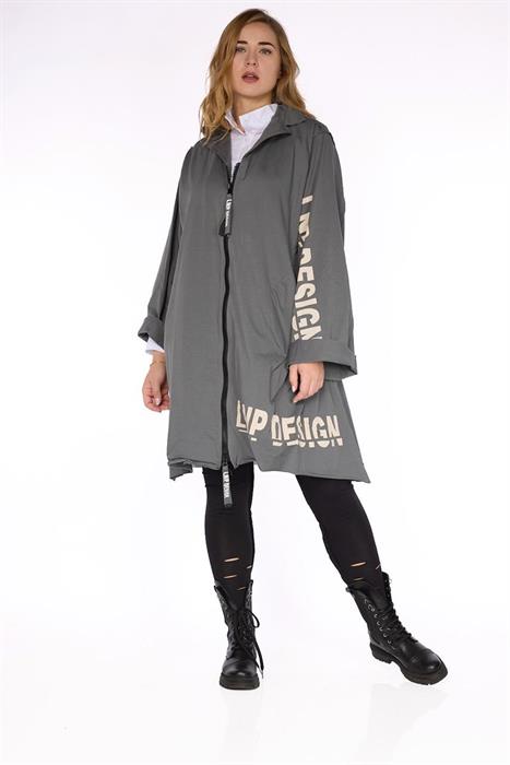 Chalona GmbH - DOB, Accessoires, Große Größen - Jacken, Kleider, Hosen, Blusen, Mäntel, Tuniken, Röcke, Pullover