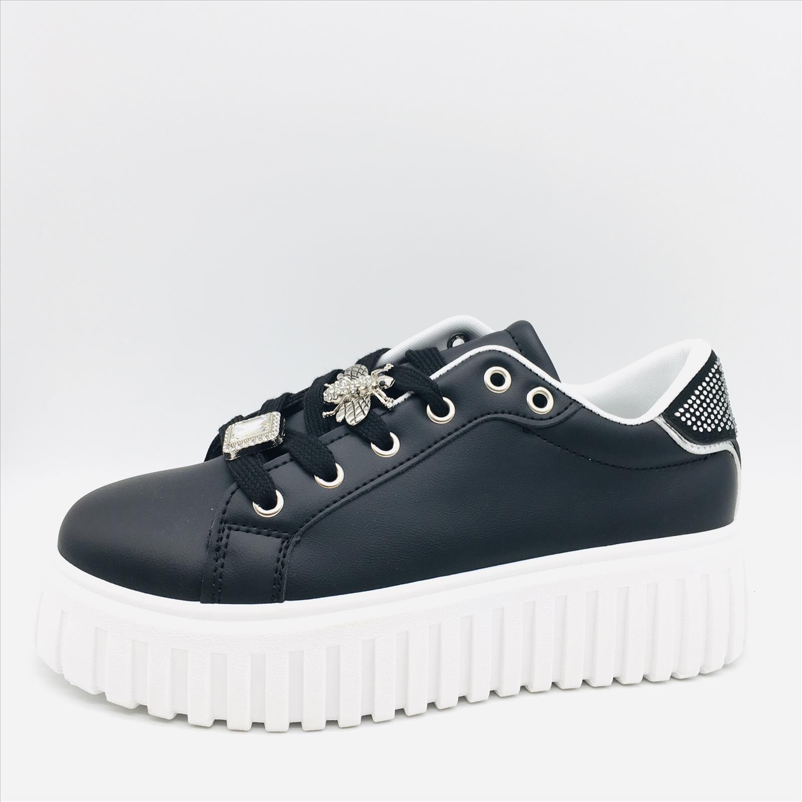 Kayla GmbH - Schuhgrosshandel