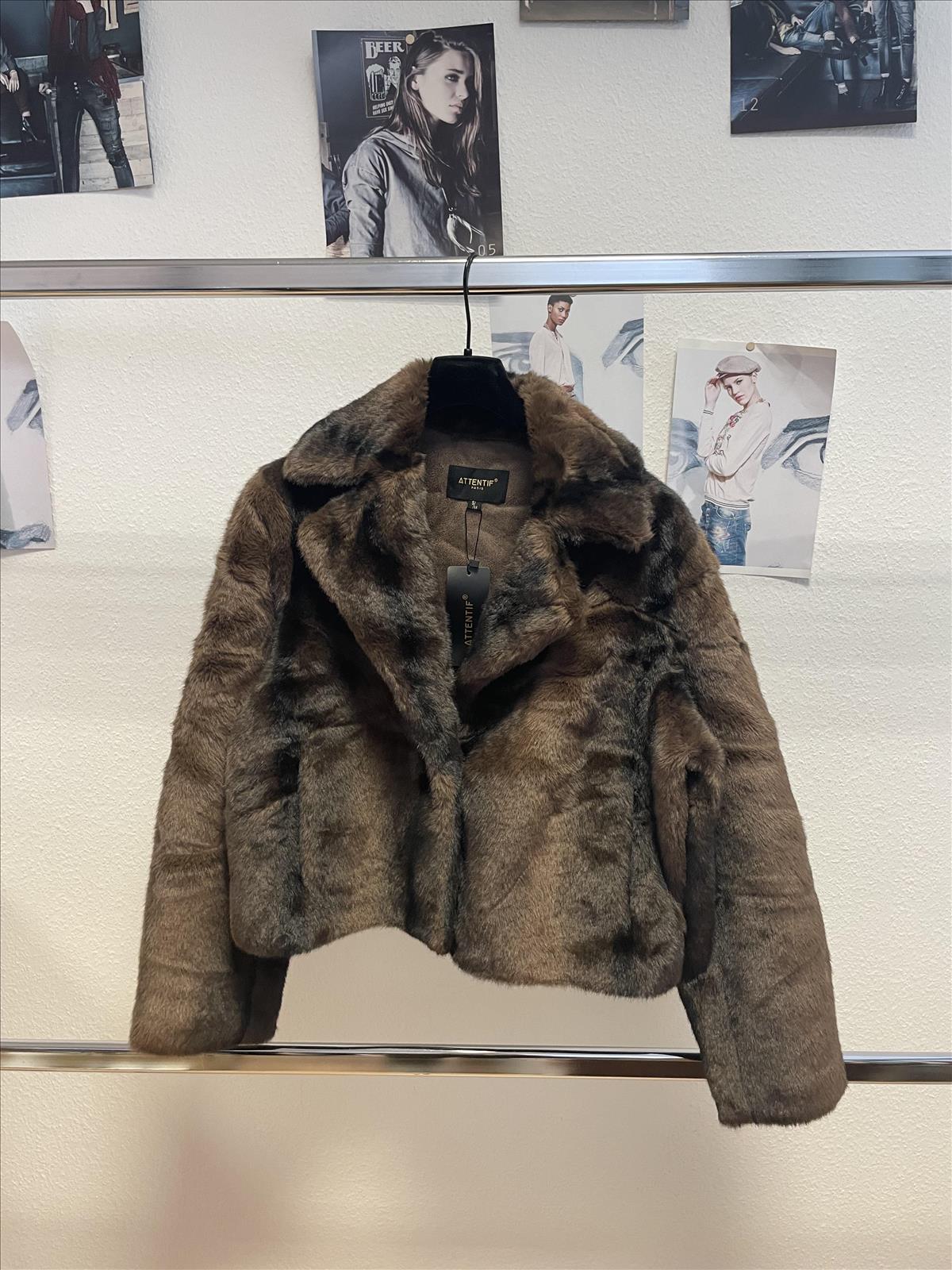 Agentur Veto - DOB (young fashion)