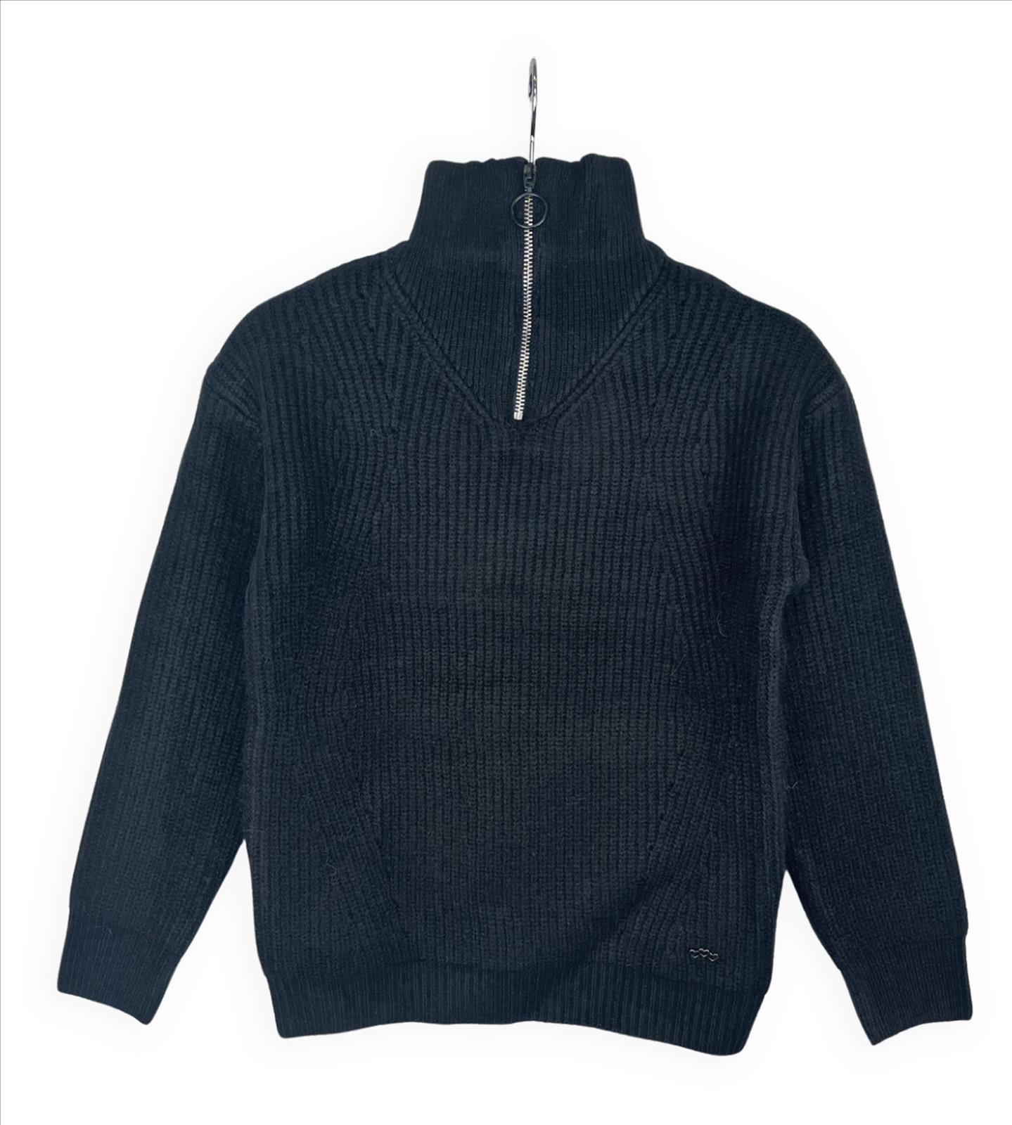 New York Life GmbH - Jacken, Sweats, Shirts und Hosen