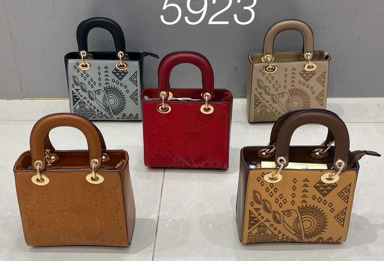 gloria fashion gmbh - Großhandel Taschen, Echtleder, Kunstleder - Dreieich