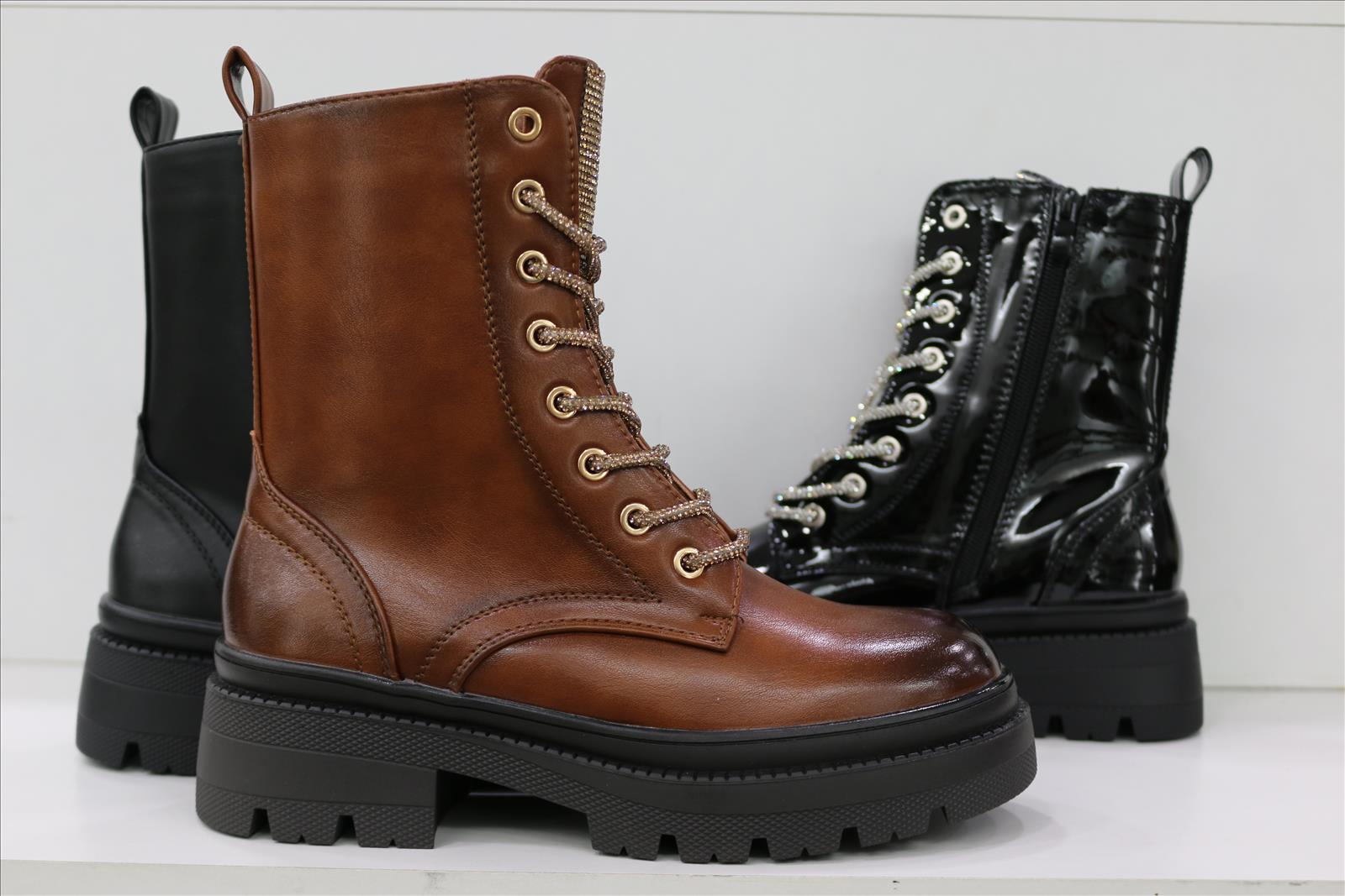 Style Haven GmbH - Accessoires;Schuhe;Leather Wear;kids&Teens - Dreiech