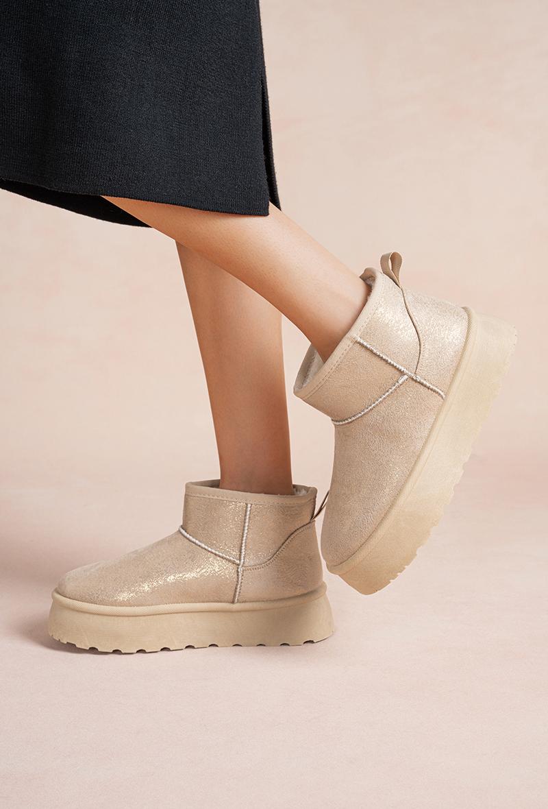 Lujah Shoes (Schuhgrosshandel)