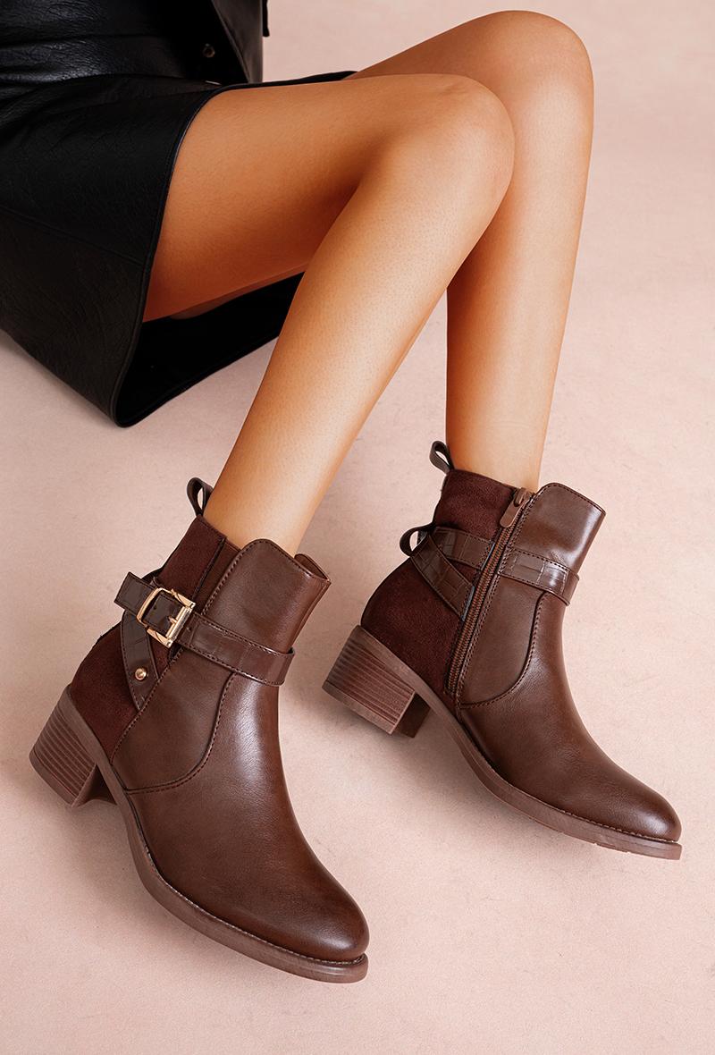 Lujah Shoes (Schuhgrosshandel)