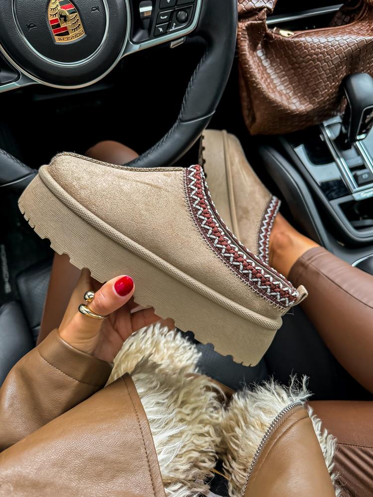 efashion s.r.o. - DOB;Accesoires;Schuhe;Young Fashion - Medvedov