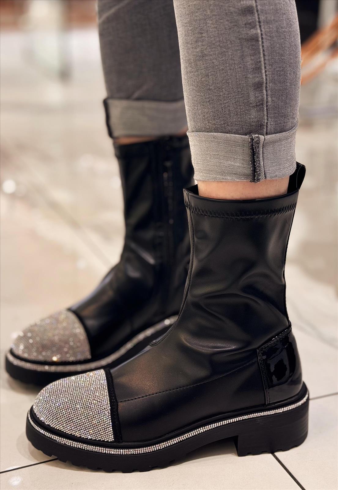 Lujah Shoes (Schuhgrosshandel)
