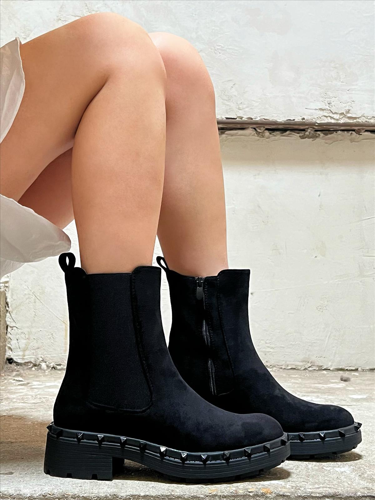 Lujah Shoes (Schuhgrosshandel)