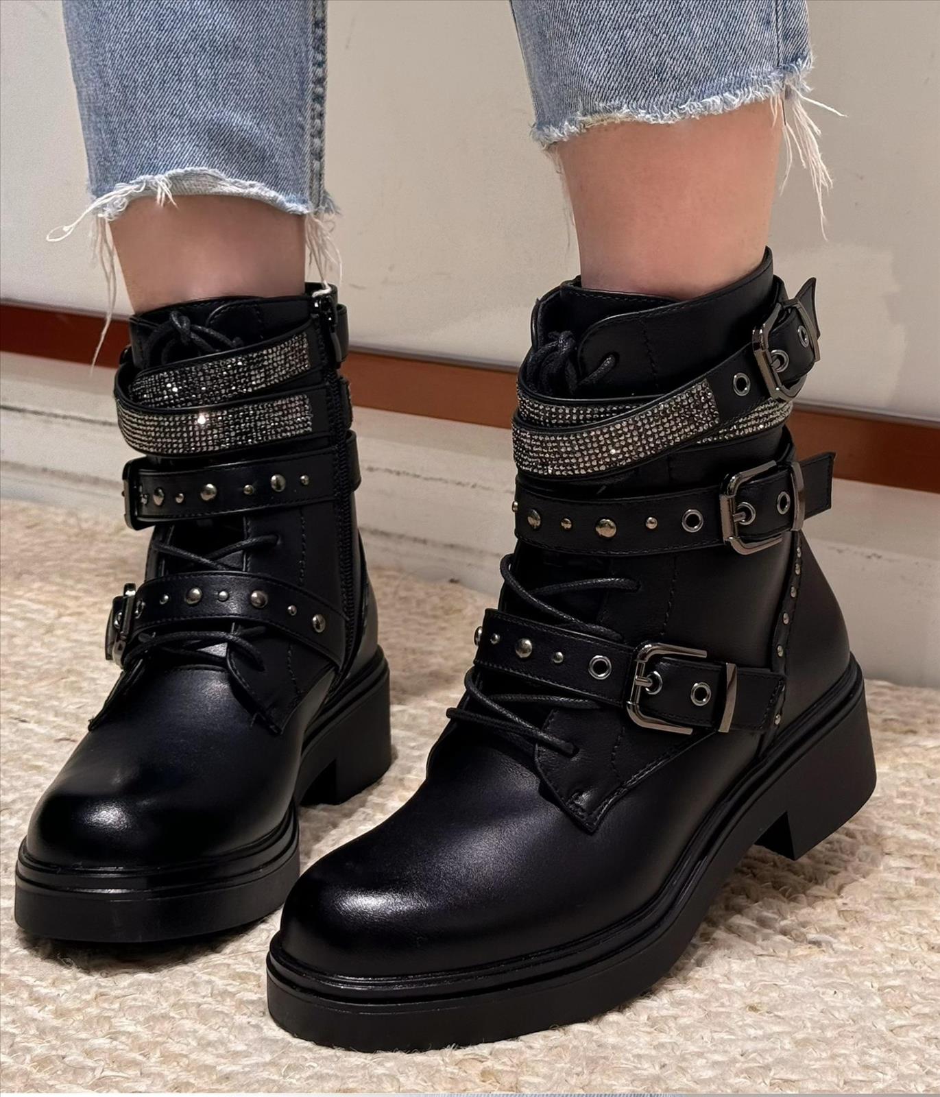 Lujah Shoes (Schuhgrosshandel)