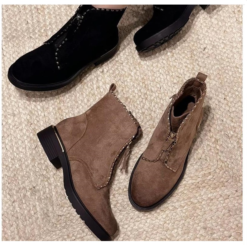Lujah Shoes (Schuhgrosshandel)