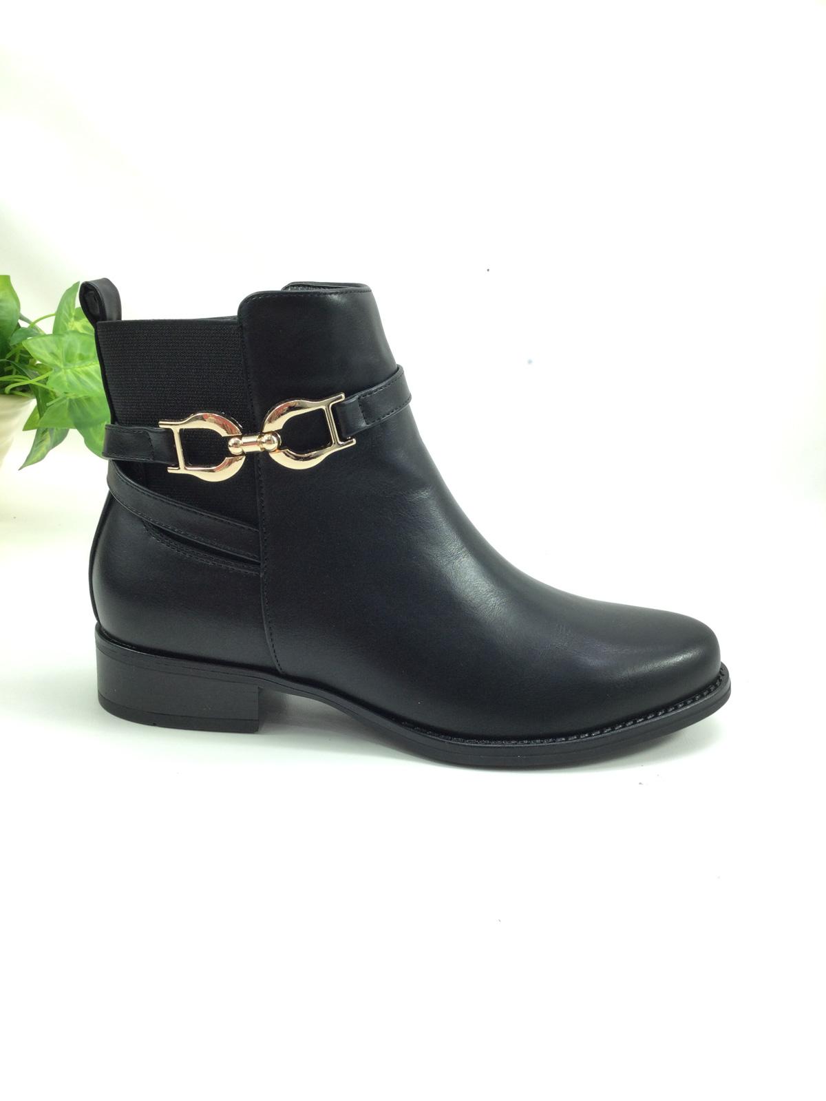 Lujah Shoes (Schuhgrosshandel)