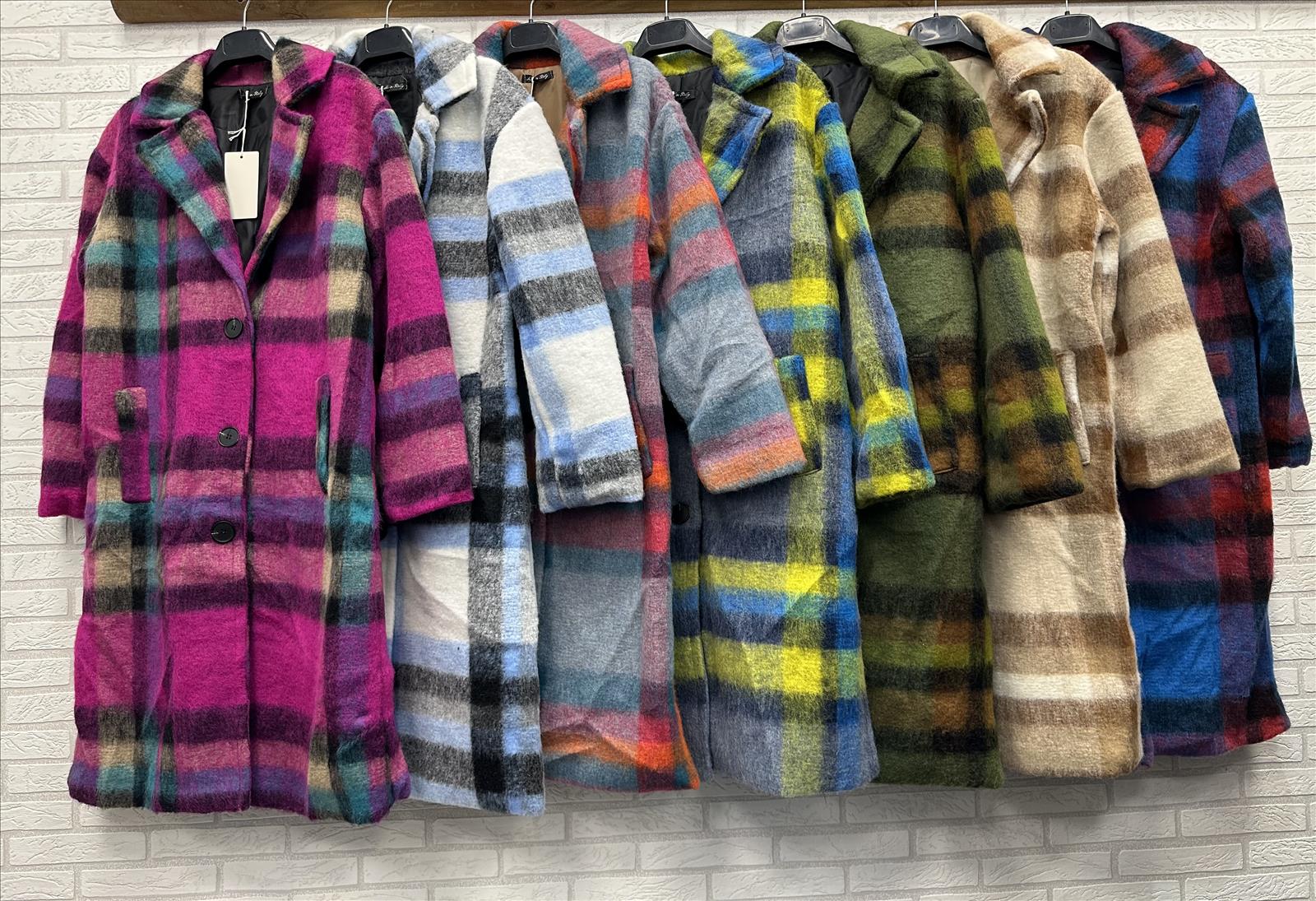 D&H Moda - Großhandel DOB, Hosen, Kleider, Young Fashion