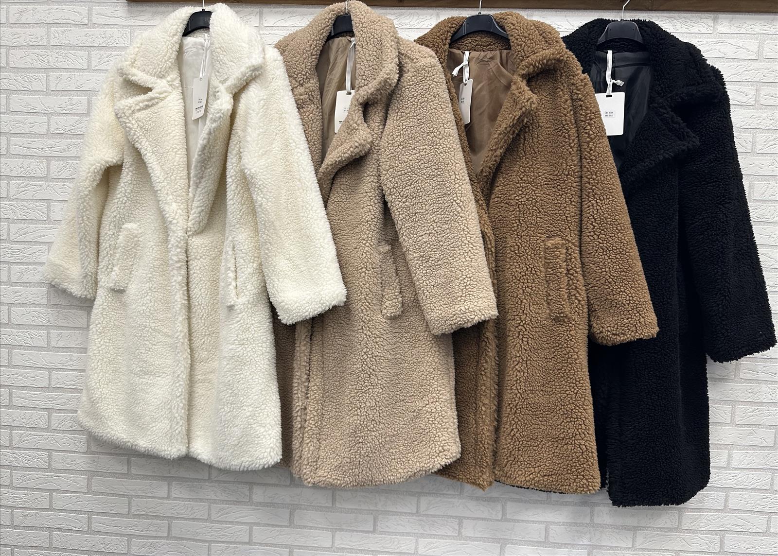 D&H Moda - Großhandel DOB, Hosen, Kleider, Young Fashion