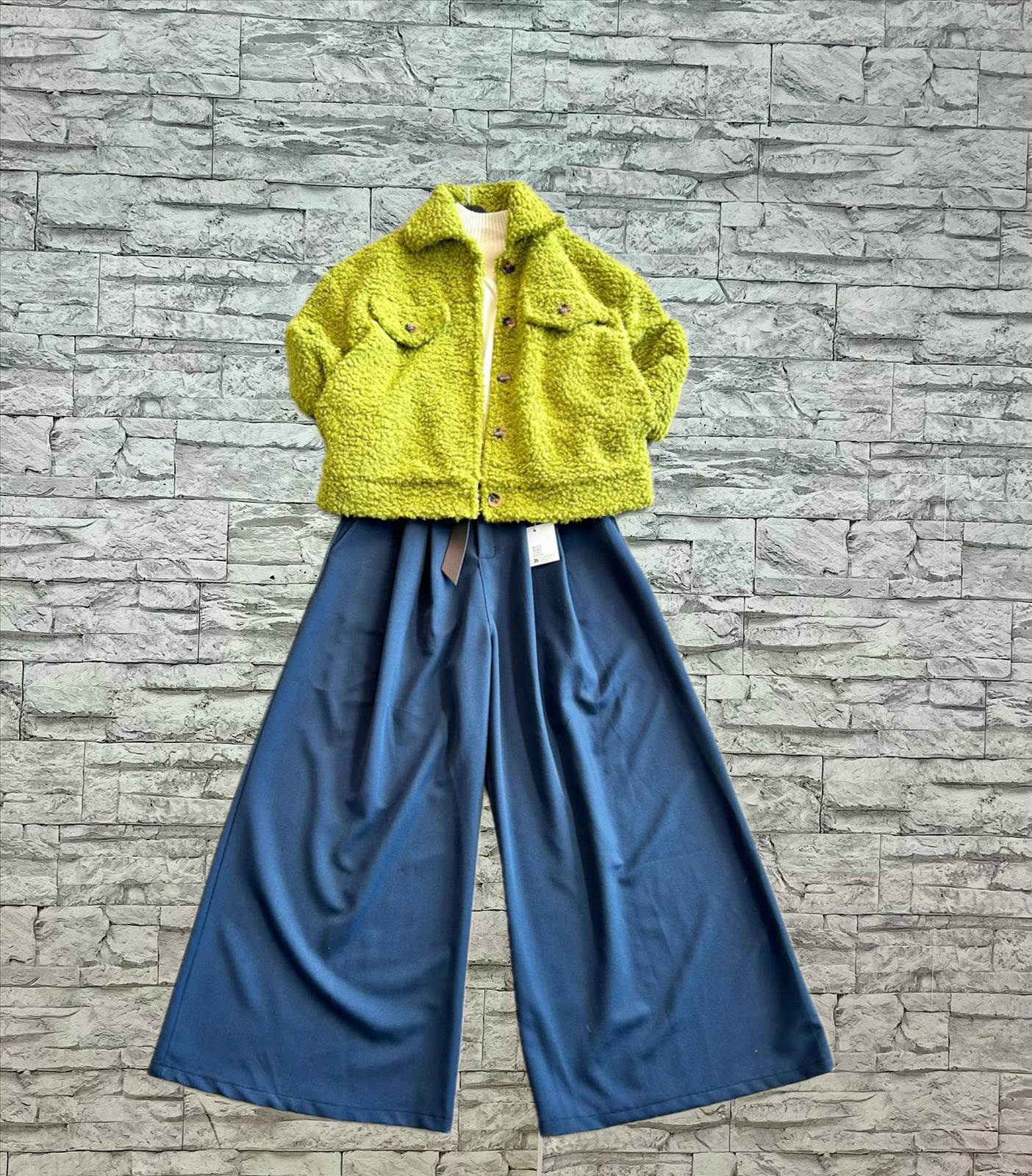 Long Xiang Moda GmbH - SPAZIO DONNA - Damenbekleidung & Accessoires
