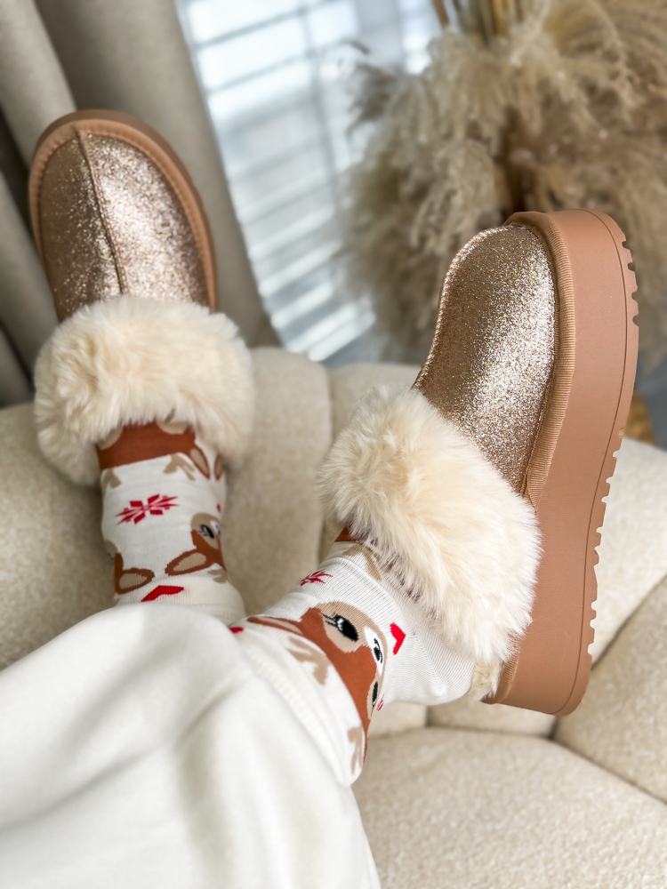 efashion s.r.o. - DOB;Accesoires;Schuhe;Young Fashion - Medvedov