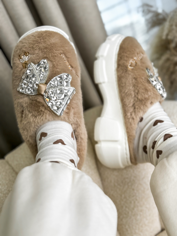efashion s.r.o. - DOB;Accesoires;Schuhe;Young Fashion - Medvedov