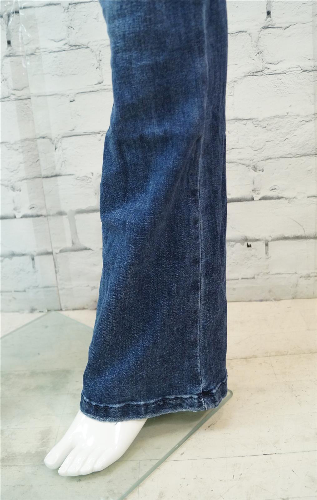 Bhatti Mode GmbH - Young fashion, DOB - Blusen, Hosen Jacken, Jeans, Kleider, Pullover etc.