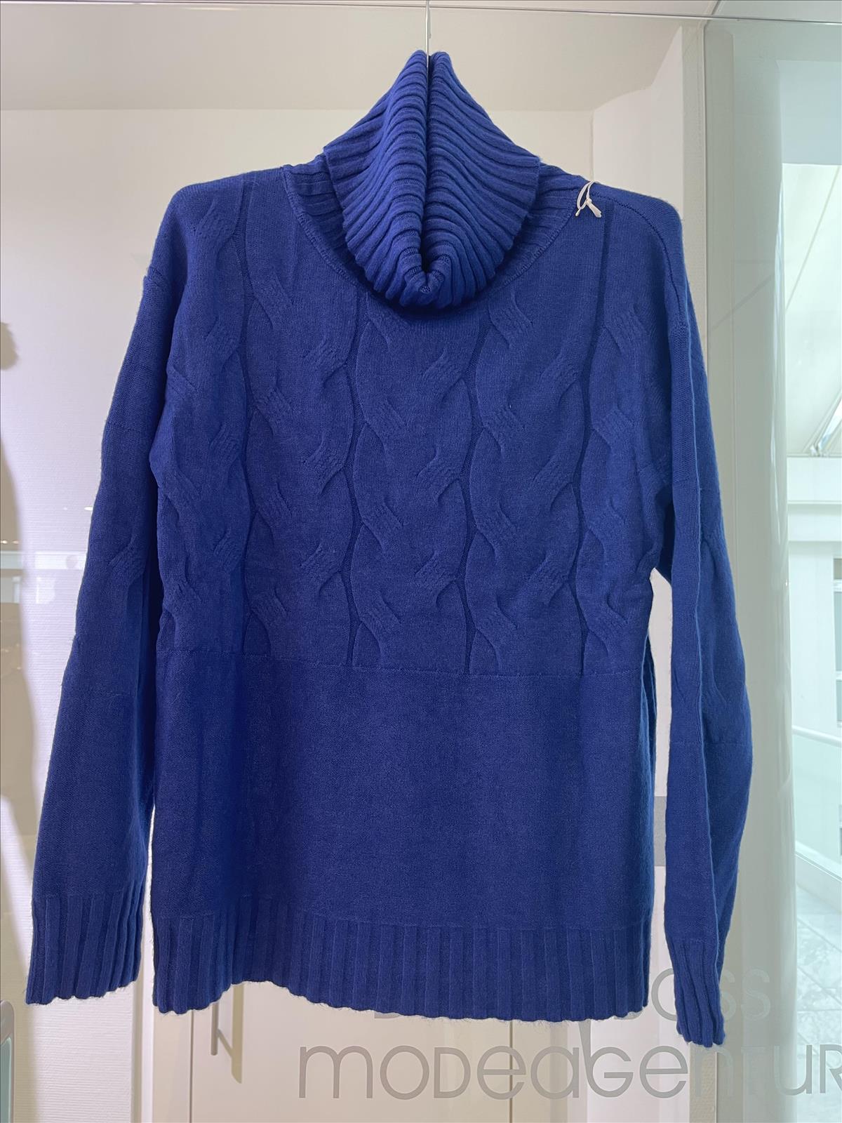 Modeagentur Ditta Boss e. K. - Damenbekleidung