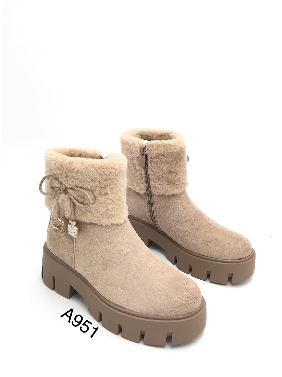 King Dragon Trade Development GmbH - Lucky Shoes