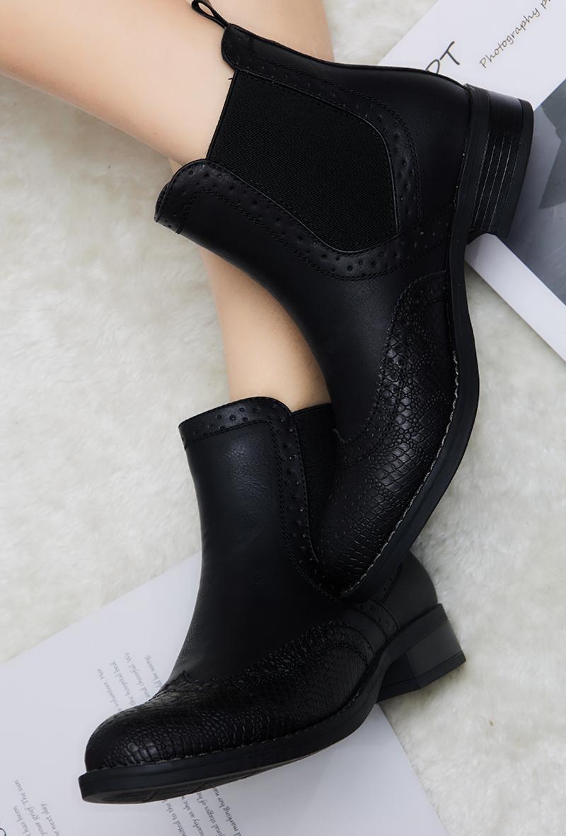 Lujah Shoes (Schuhgrosshandel)