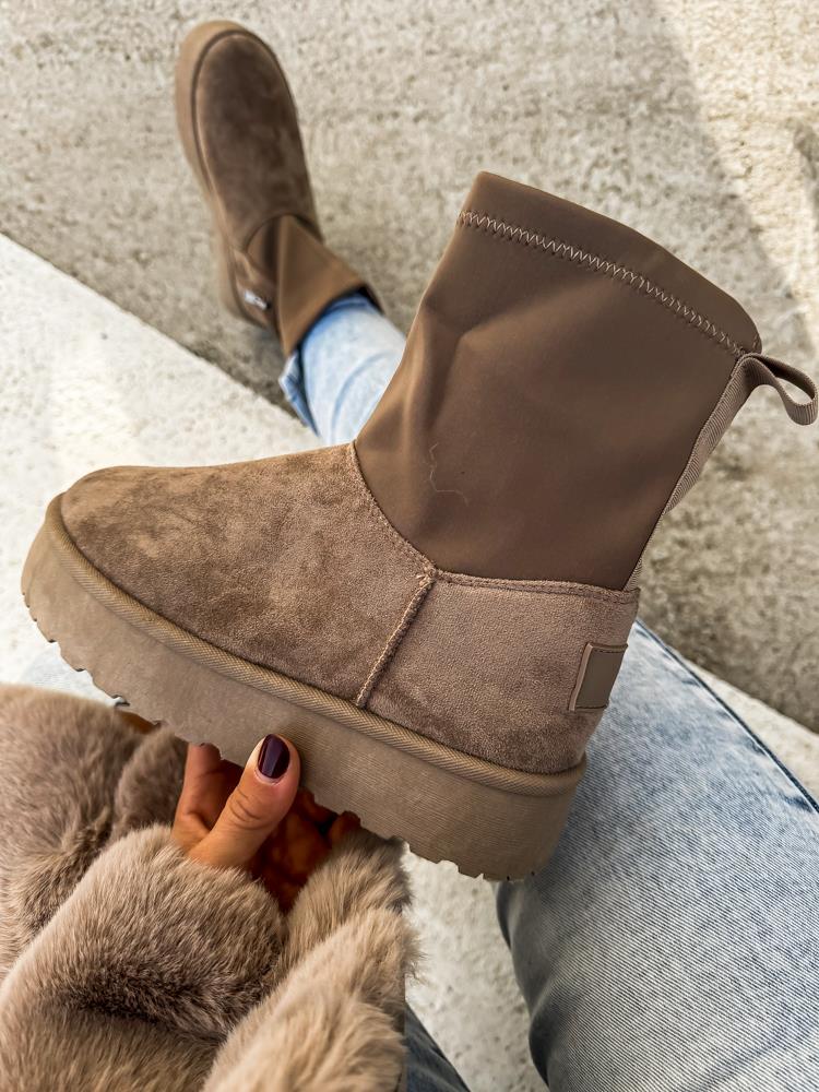 efashion s.r.o. - DOB;Accesoires;Schuhe;Young Fashion - Medvedov