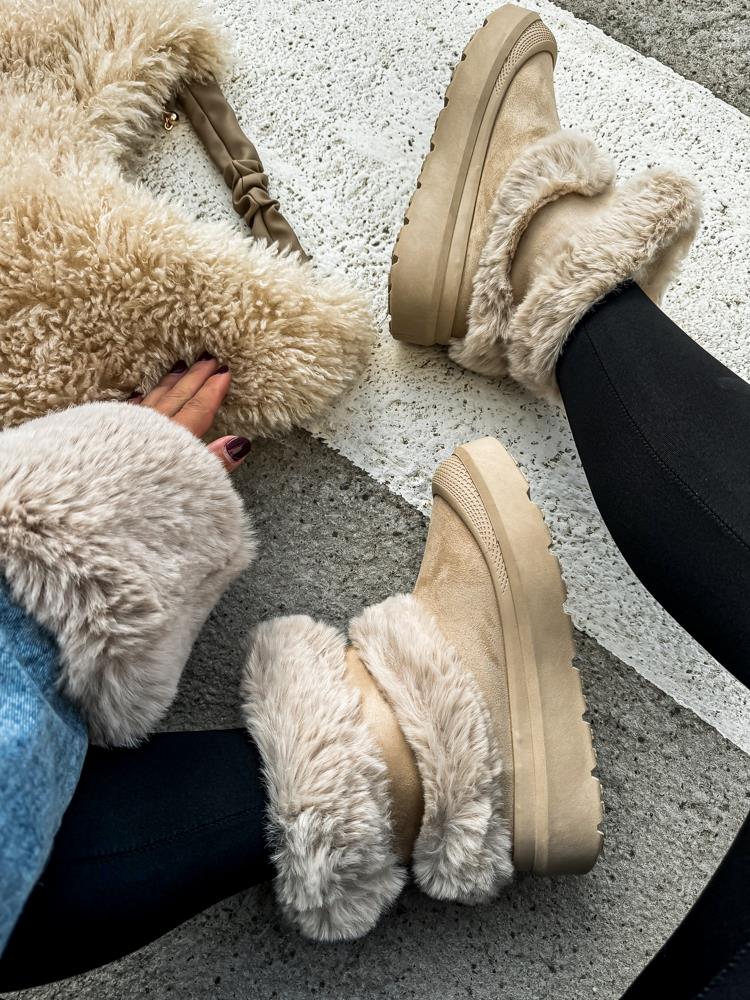 efashion s.r.o. - DOB;Accesoires;Schuhe;Young Fashion - Medvedov