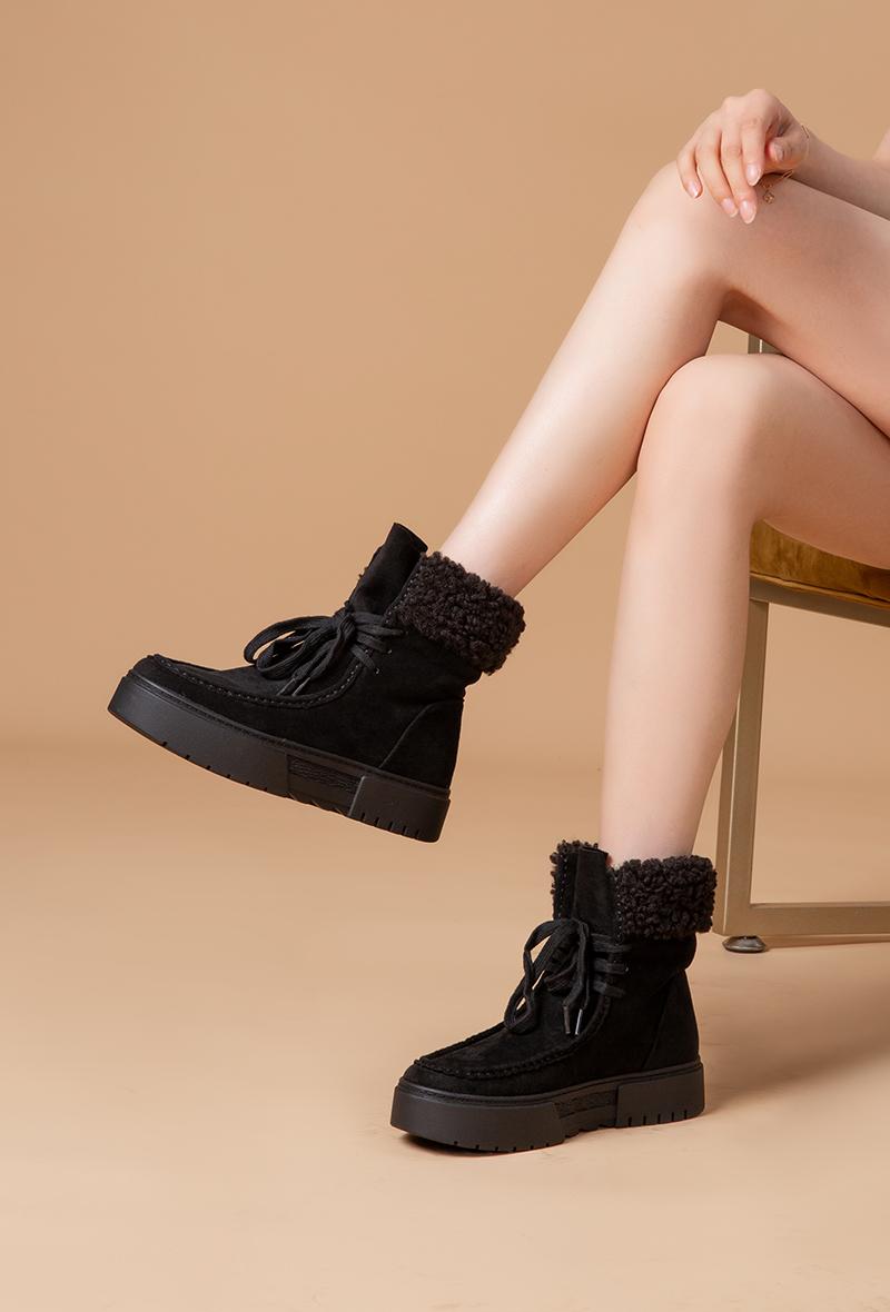 Lujah Shoes (Schuhgrosshandel)