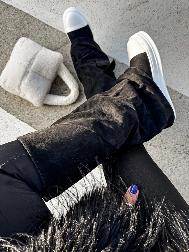 efashion s.r.o. - DOB;Accesoires;Schuhe;Young Fashion - Medvedov