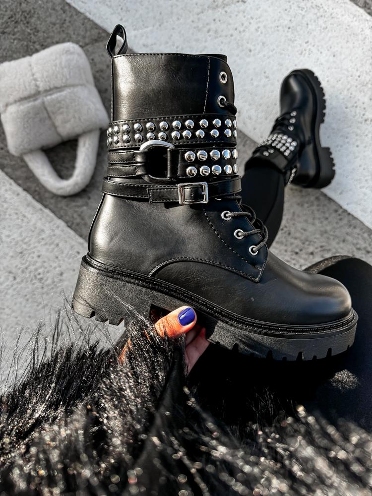 efashion s.r.o. - DOB;Accesoires;Schuhe;Young Fashion - Medvedov
