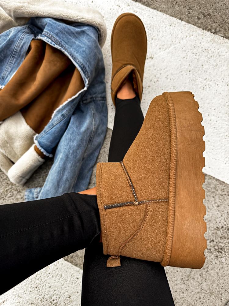 efashion s.r.o. - DOB;Accesoires;Schuhe;Young Fashion - Medvedov