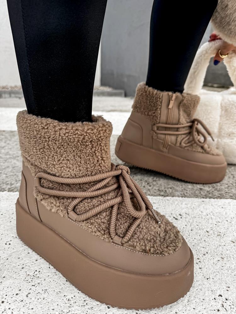 efashion s.r.o. - DOB;Accesoires;Schuhe;Young Fashion - Medvedov