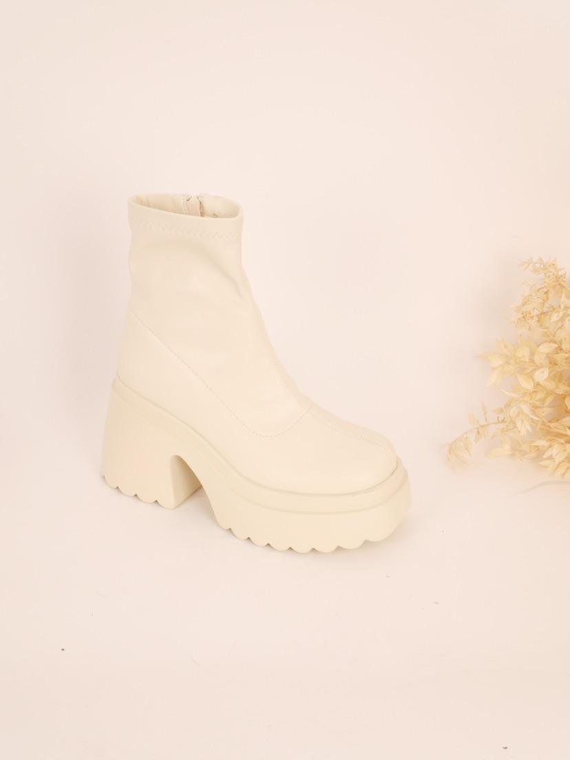 Lujah Shoes (Schuhgrosshandel)