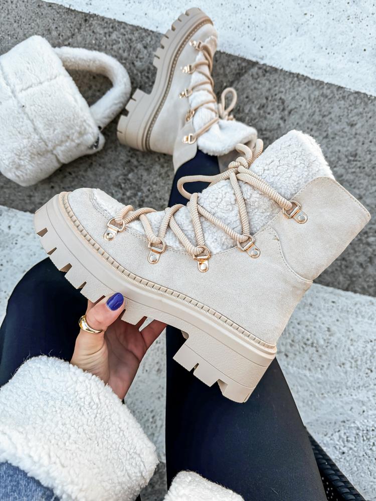 efashion s.r.o. - DOB;Accesoires;Schuhe;Young Fashion - Medvedov