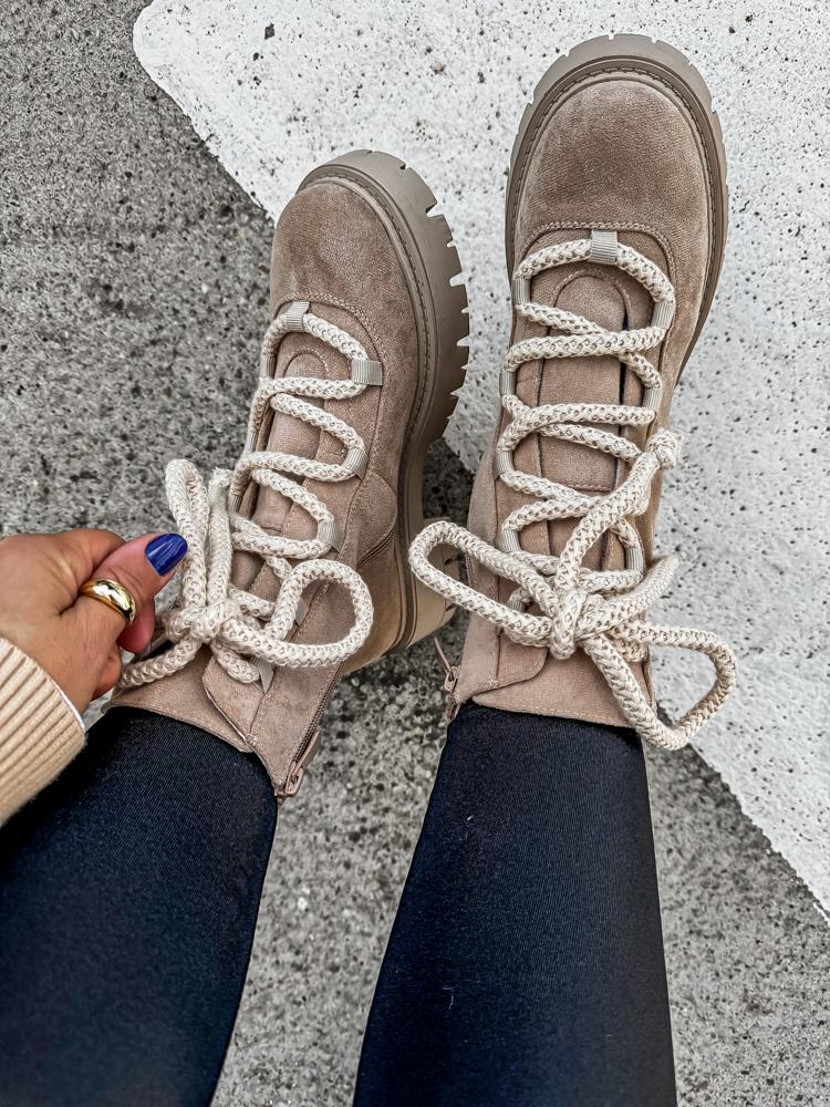 efashion s.r.o. - DOB;Accesoires;Schuhe;Young Fashion - Medvedov