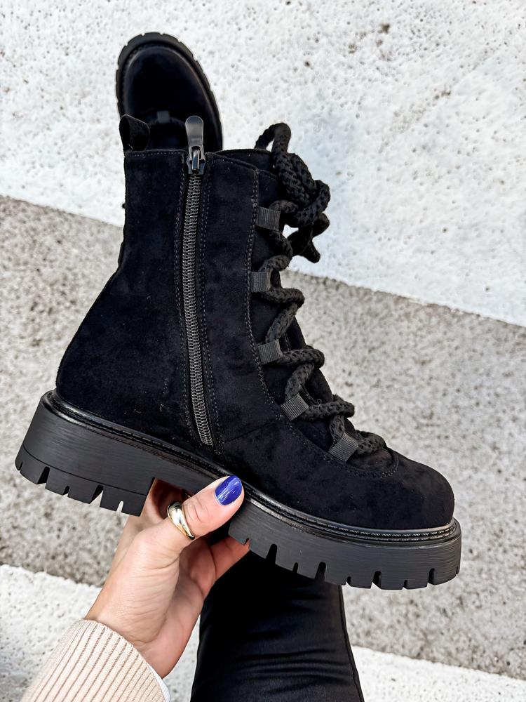 efashion s.r.o. - DOB;Accesoires;Schuhe;Young Fashion - Medvedov